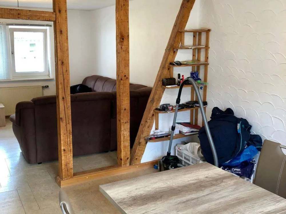 Schöne Wohnung 2 Zimmer, Küche, Bad, 66 Qm
