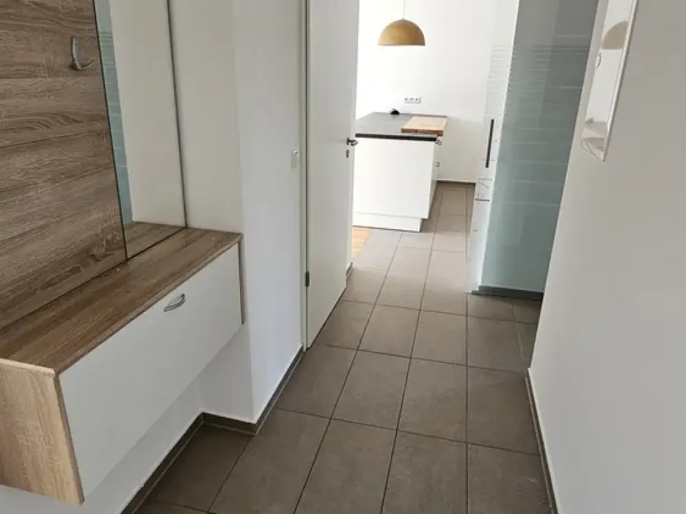 Like-new 3-room apartment with balcony and fitted kitchen in Nürnberg