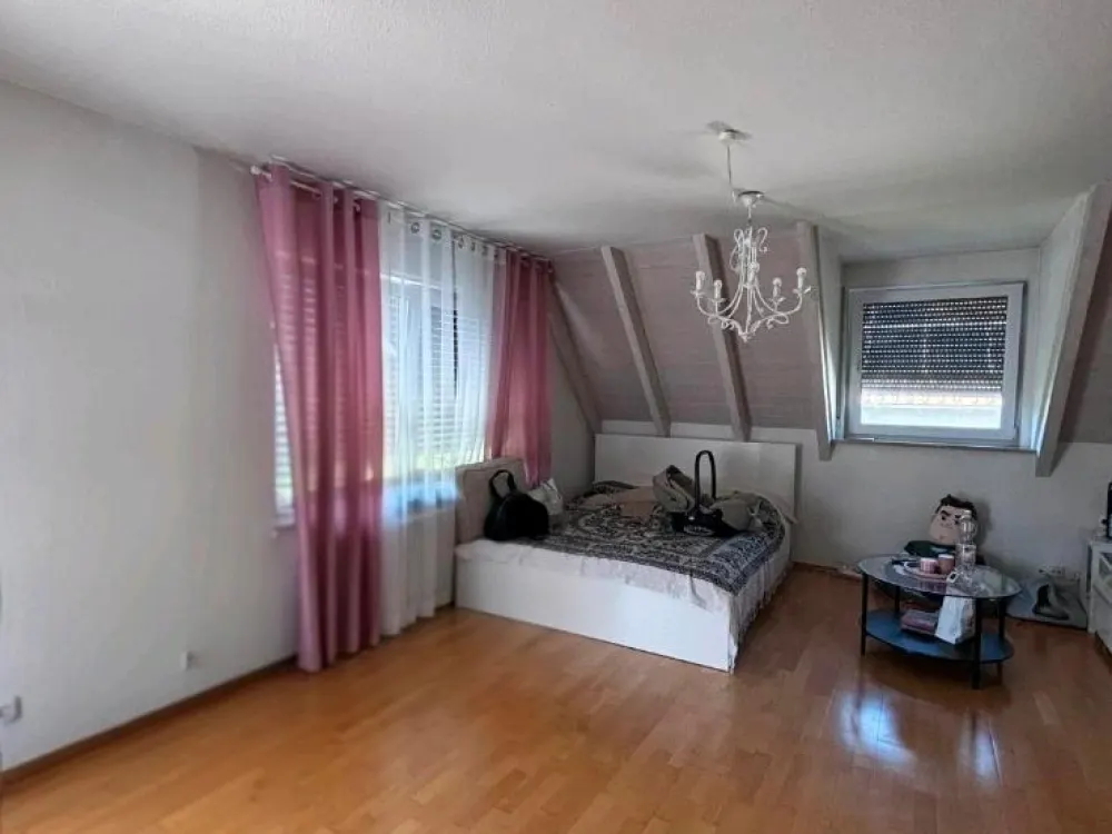 2-Zimmer Wohnung 71 qm mit Garage in Friedrichshafen