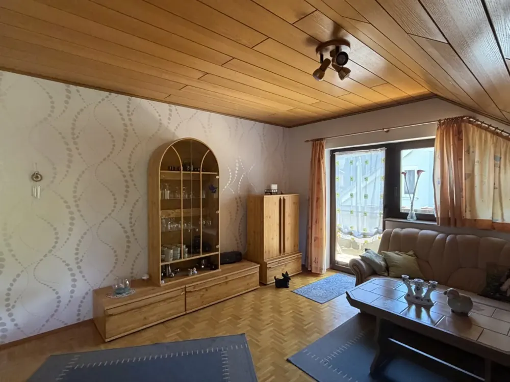 Ruhig gelegene 2-Zimmer-Wohnung mit Südbalkon und Gartennutzung in Seligenstadt Froschhausen