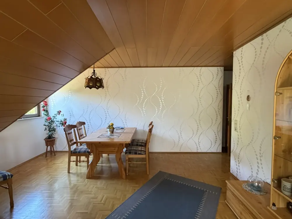 Ruhig gelegene 2-Zimmer-Wohnung mit Südbalkon und Gartennutzung in Seligenstadt Froschhausen