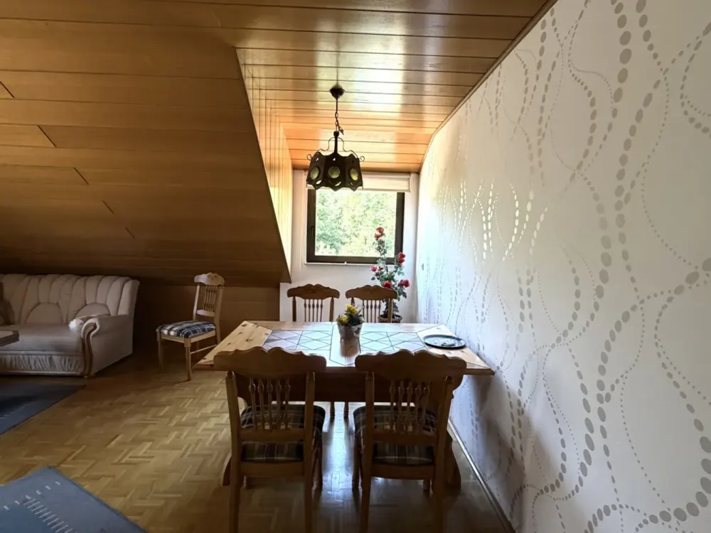 Ruhig gelegene 2-Zimmer-Wohnung mit Südbalkon und Gartennutzung in Seligenstadt Froschhausen