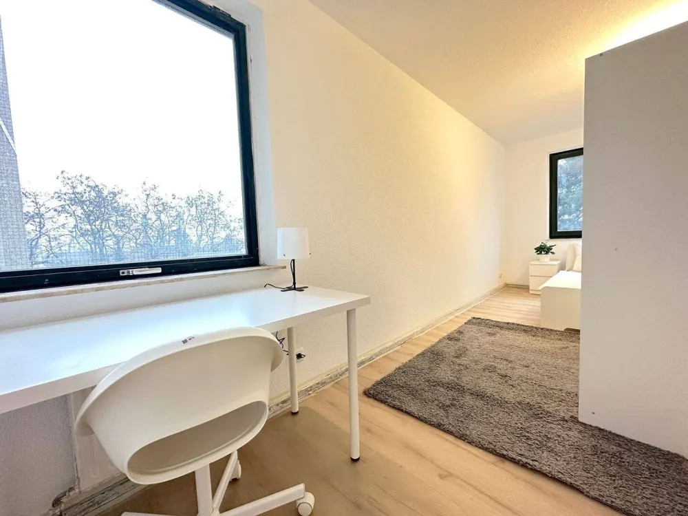 ?? Zimmer frei in moderner WG in Frankfurt - Robert-Dissmann-Straße 6!