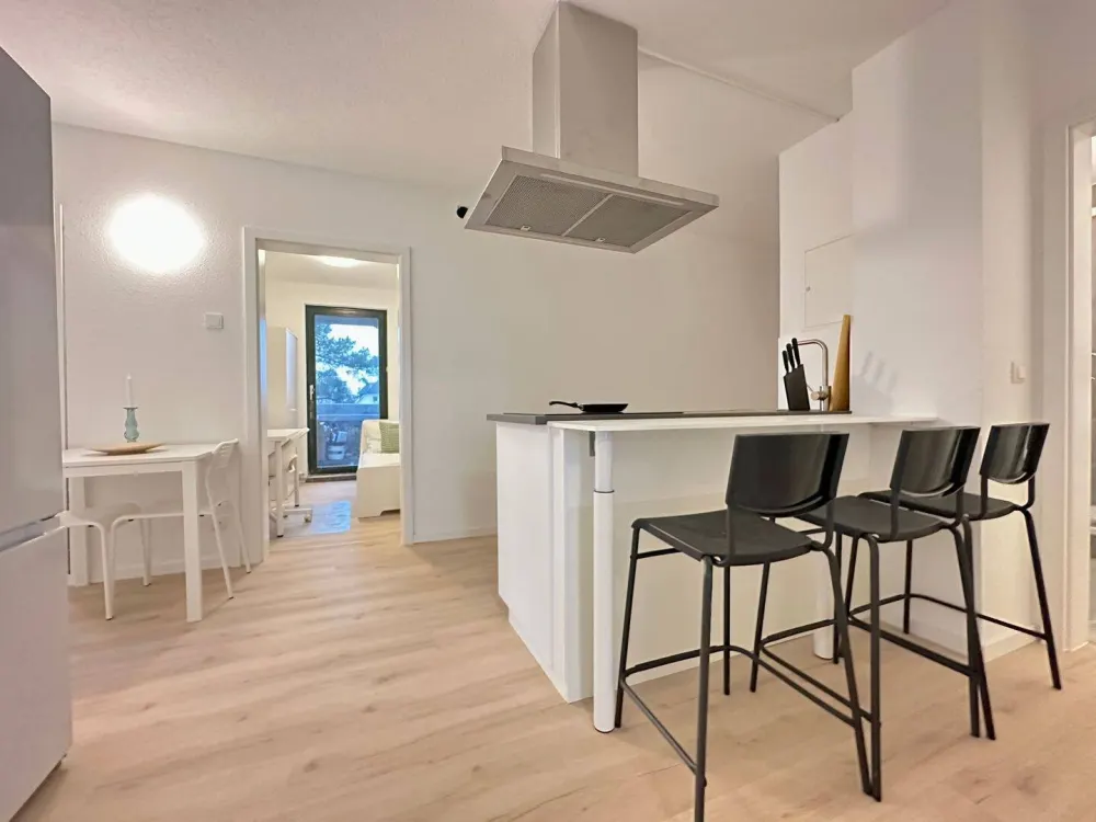 ?? Zimmer frei in moderner WG in Frankfurt - Robert-Dissmann-Straße 6!