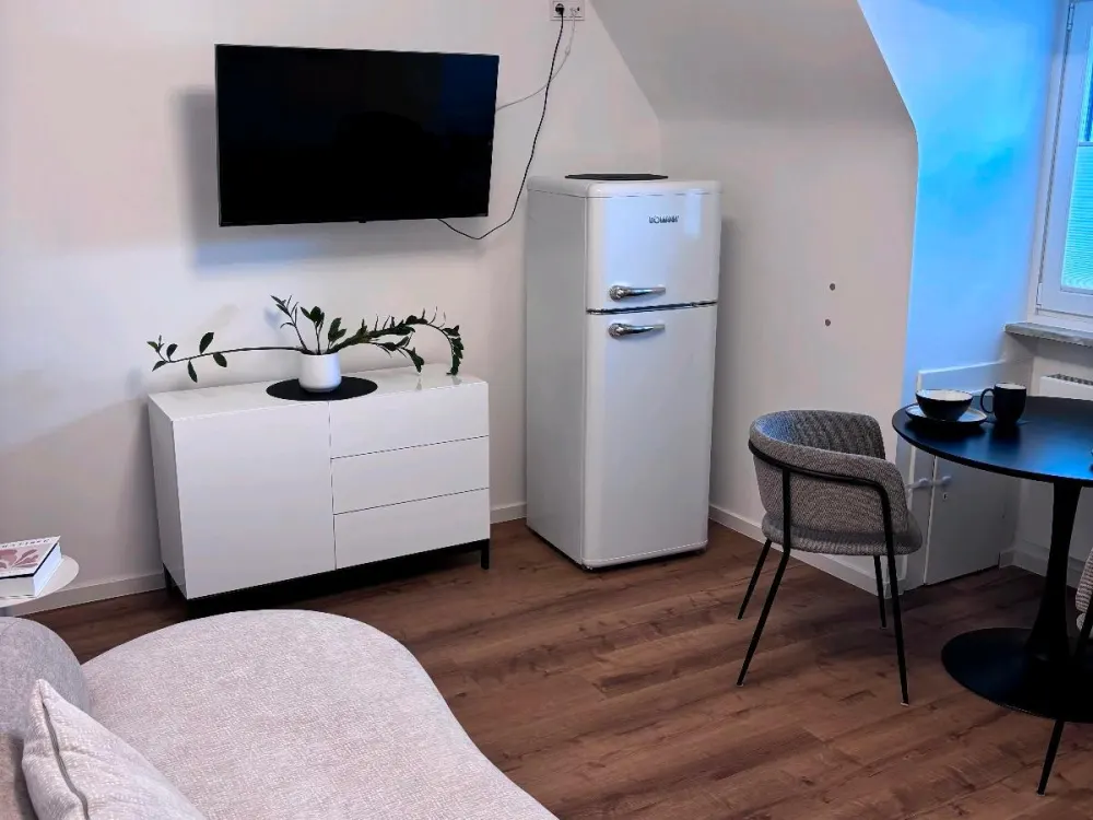 Furnished! Prime location! After renovation!