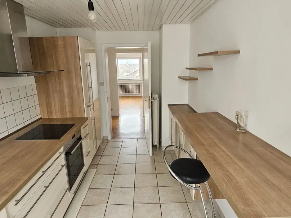 1500 € - 90 m² - 3.0 Zi.