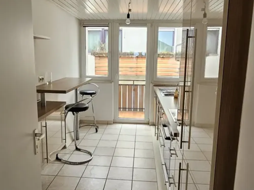 1500 € - 90 m² - 3.0 Zi.