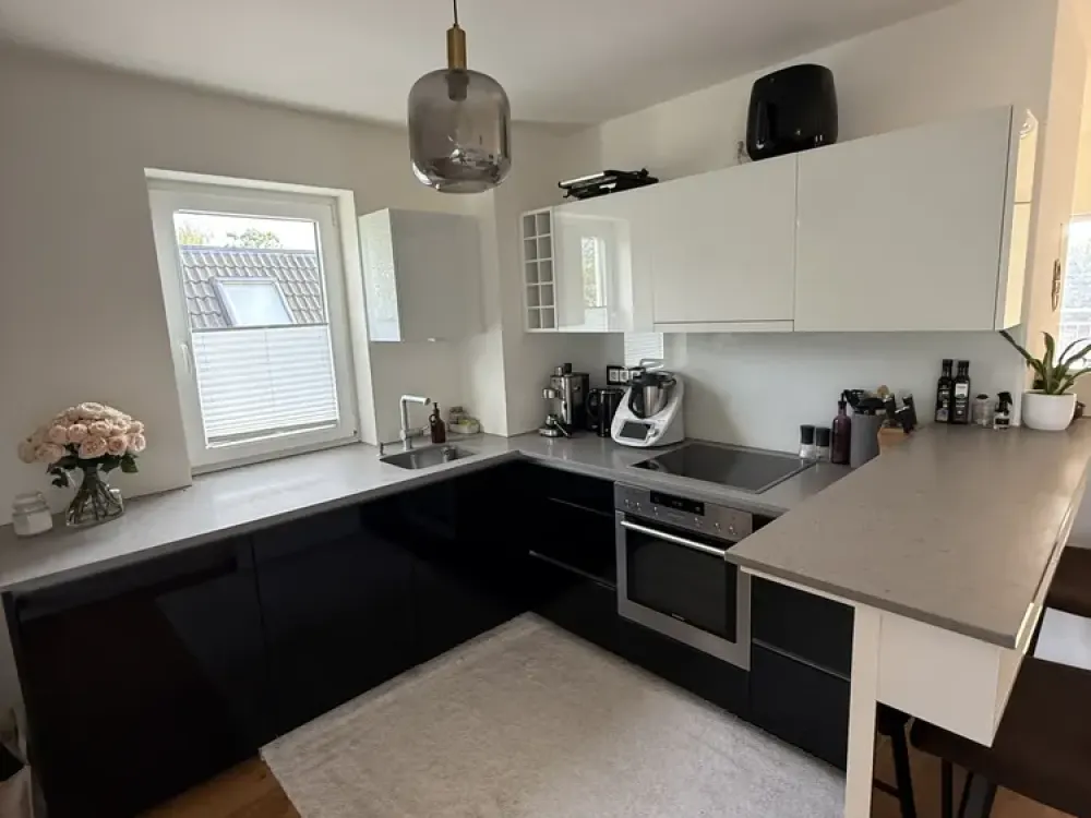 Modernes Wohnen: teilmobiliertes 1,5-Zimmer-Apartment in Köln-Weiden
