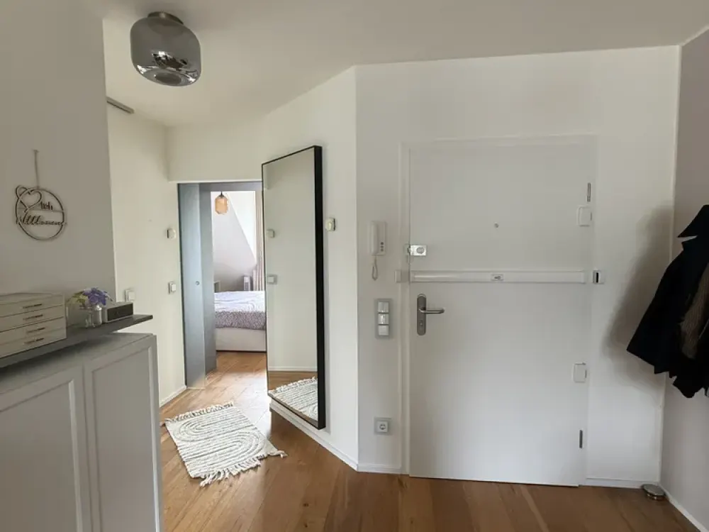Modernes Wohnen: teilmobiliertes 1,5-Zimmer-Apartment in Köln-Weiden