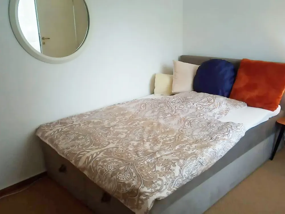 Traumwohnung, vollausgestattet und sofort beziehbar, in begehrter Lage, super Verkehrsanbindung