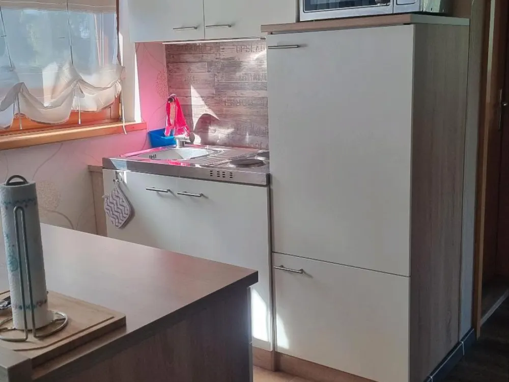 60 m2 Wohnung ca ab 1.11. dauerhaft zu vermieten
