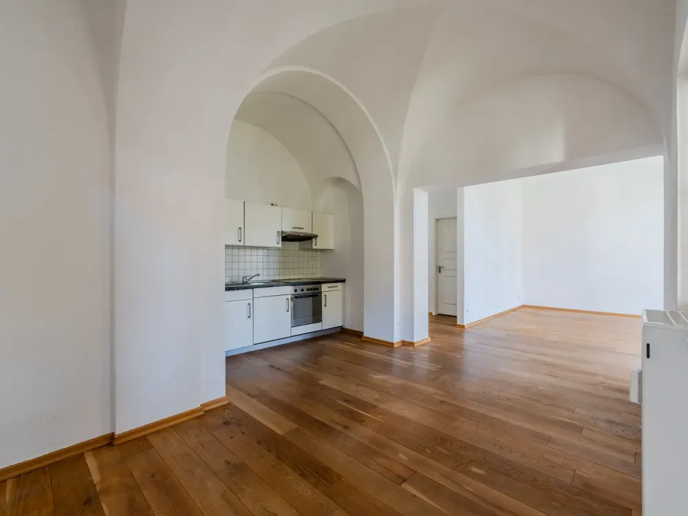 Wohnen mit Charakter: 2-Zimmer-Wohnung in Berlin-Buch