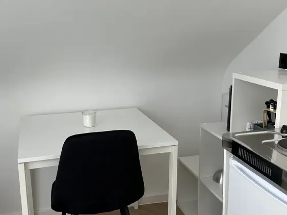 Helle möblierte 1-Zimmerwohnung in Stuttgart-West, Reinsburgstraße 76