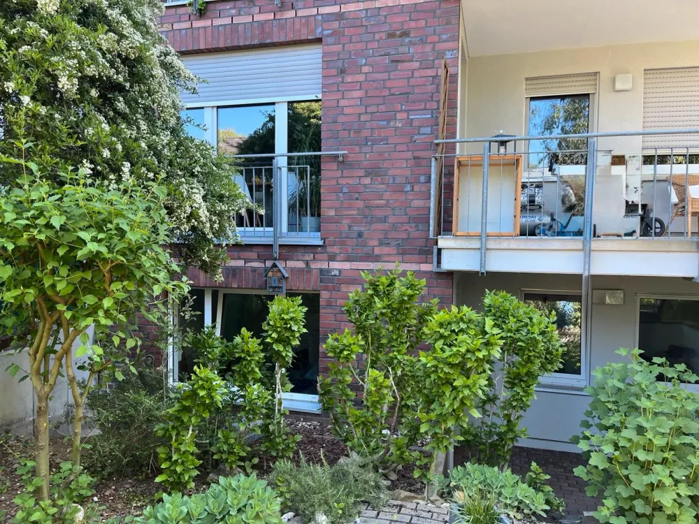 Großzügige 5-Zimmer-Wohnung mit eigenem Garten, ab 01.11.26!