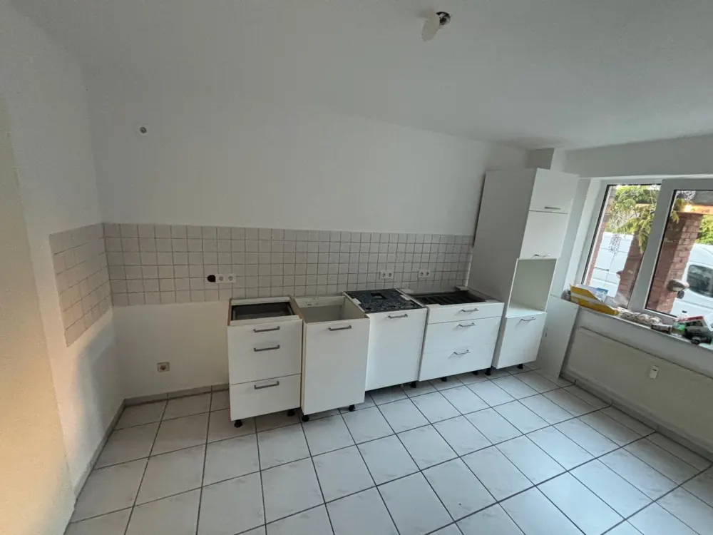 Großzügige 5-Zimmer-Wohnung mit eigenem Garten, ab 01.11.26!
