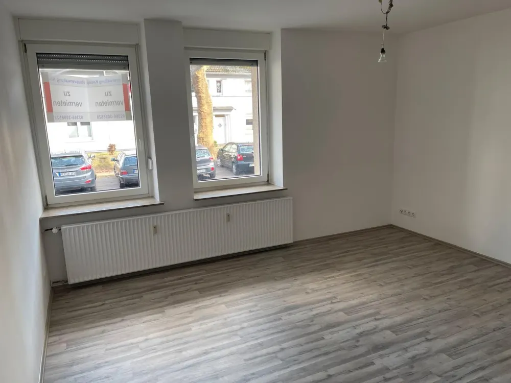 Erdgeschoss 2,5 Z. 69qm Flottmannstr 78 Herne.