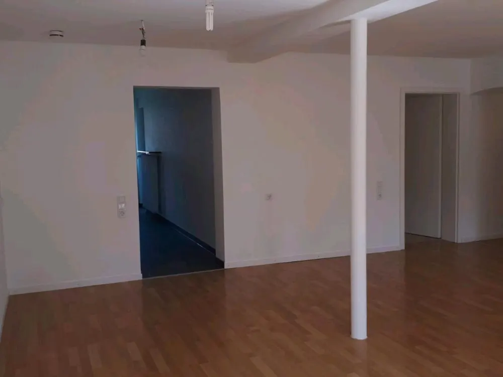 4-room apartment with kitchen and bathroom in Riegelsberg