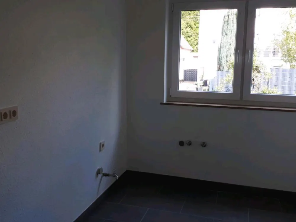 4-room apartment with kitchen and bathroom in Riegelsberg