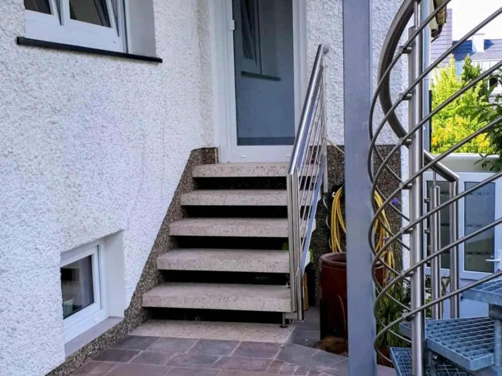 4-room apartment with kitchen and bathroom in Riegelsberg
