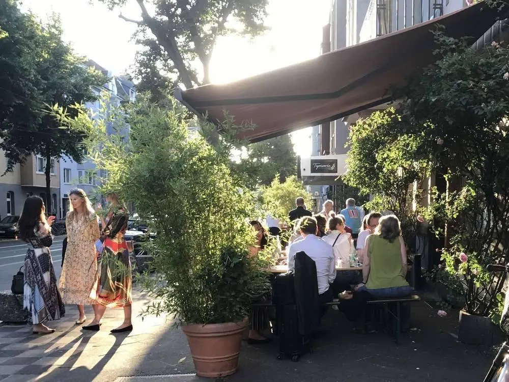 Möblierte Designer Wohnung zu Wohlfühlen im schönen Pempelfort