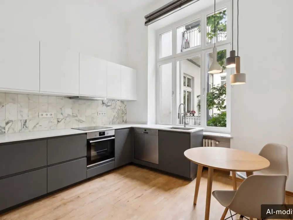 Stilvoller Altbau am Carlsplatz, eine echte Rarität