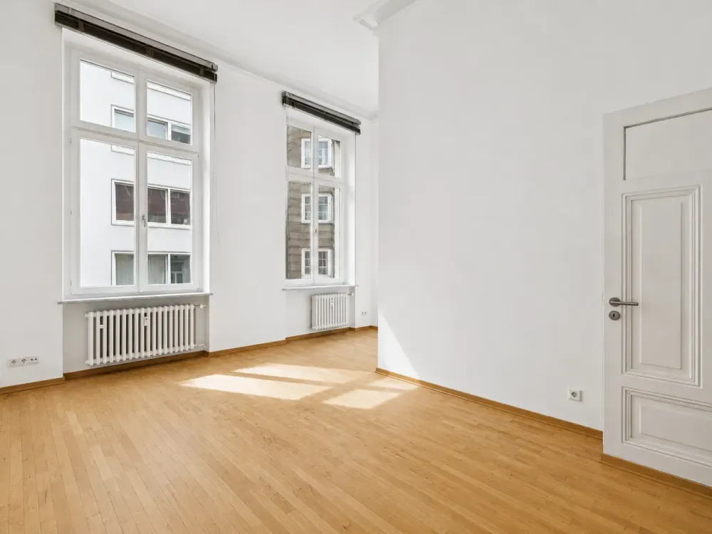 Stilvoller Altbau am Carlsplatz, eine echte Rarität