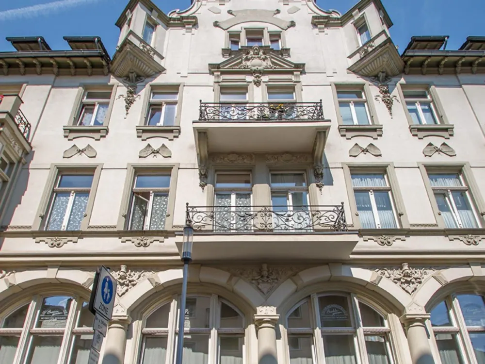 Servicewohnen & Pflege in der Seniorenresidenz Breddegarten