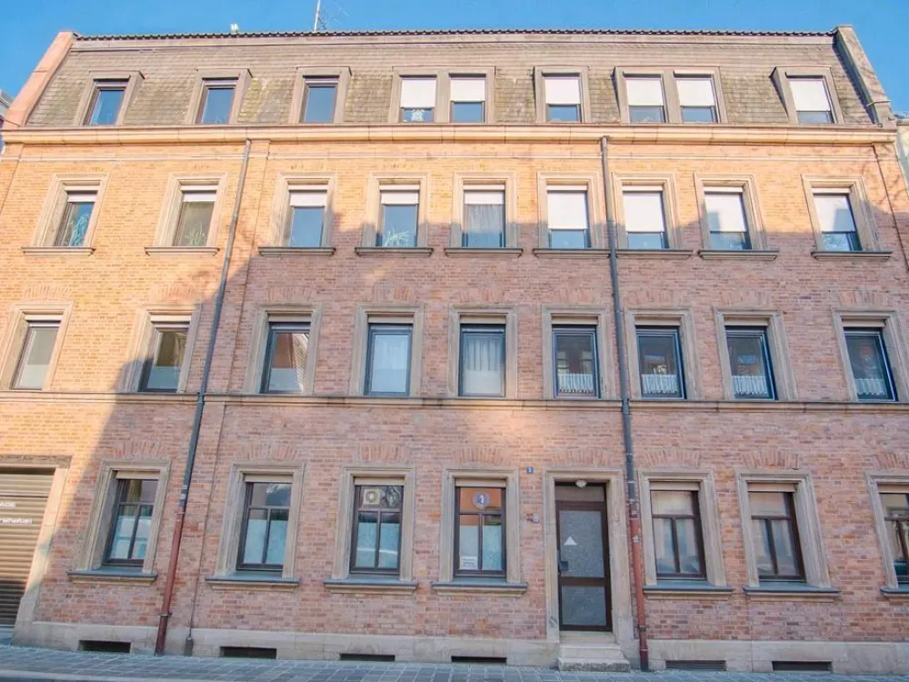 Sanierte 89 m2 Altbauwohnung für WG-Neugründung, 4 Zimmer