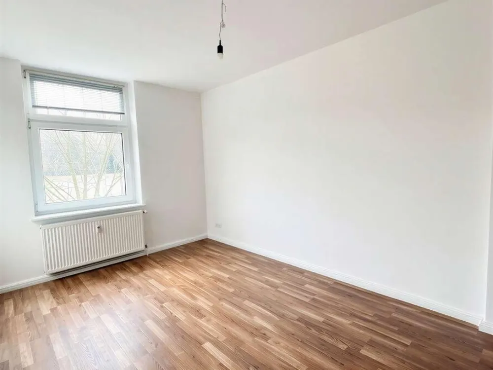 Ganz oben zuhause, Helle 2-Zimmer-Wohnung mit Weitblick und modernem Wohnkomfort