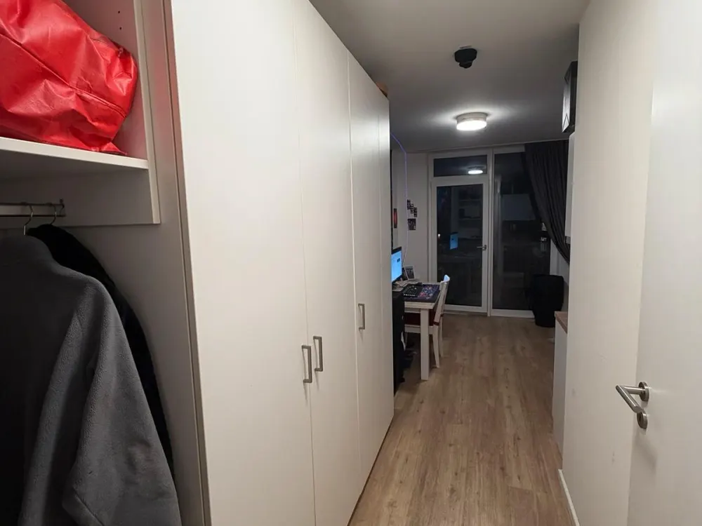 Furnished Private Studio (20 m²) near Hamburg HBF 12 Sep to 3 Oct