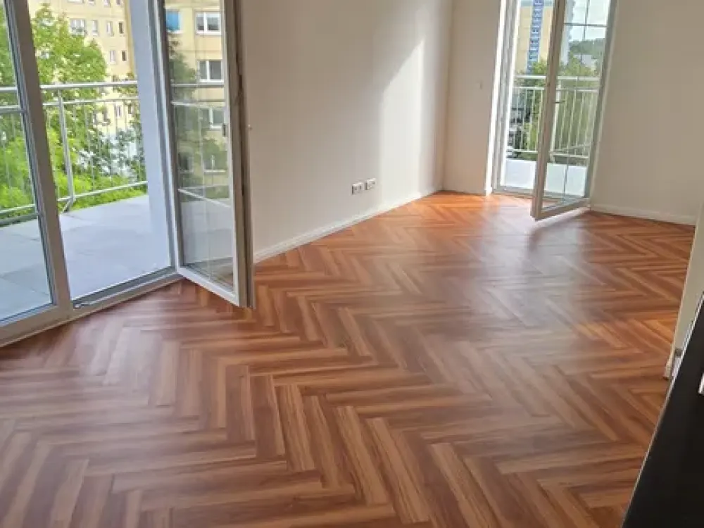Wunderschöne Neubau-Wohnung mit 2 Zimmern und großen Balkon in Alt-Marzahn