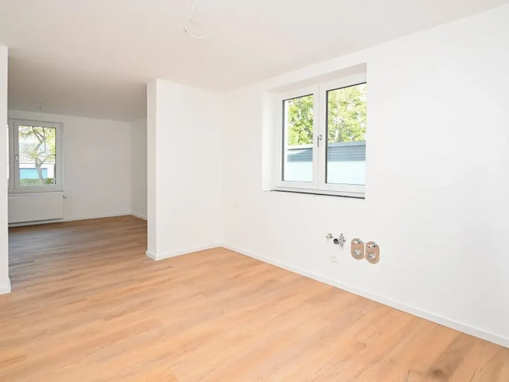 Erstbezug nach Sanierung in Bemerode: 5-Zimmer-Wohnung mit Terrasse und Garten!
