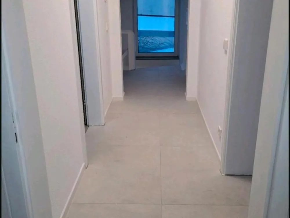 Room for Rent in Shared Apartment!!!