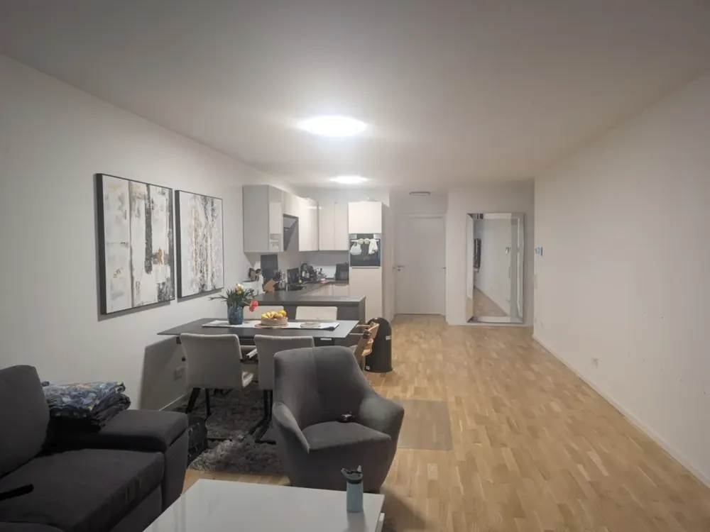 Moderne 3-Zimmer-Wohnung mit Loggia