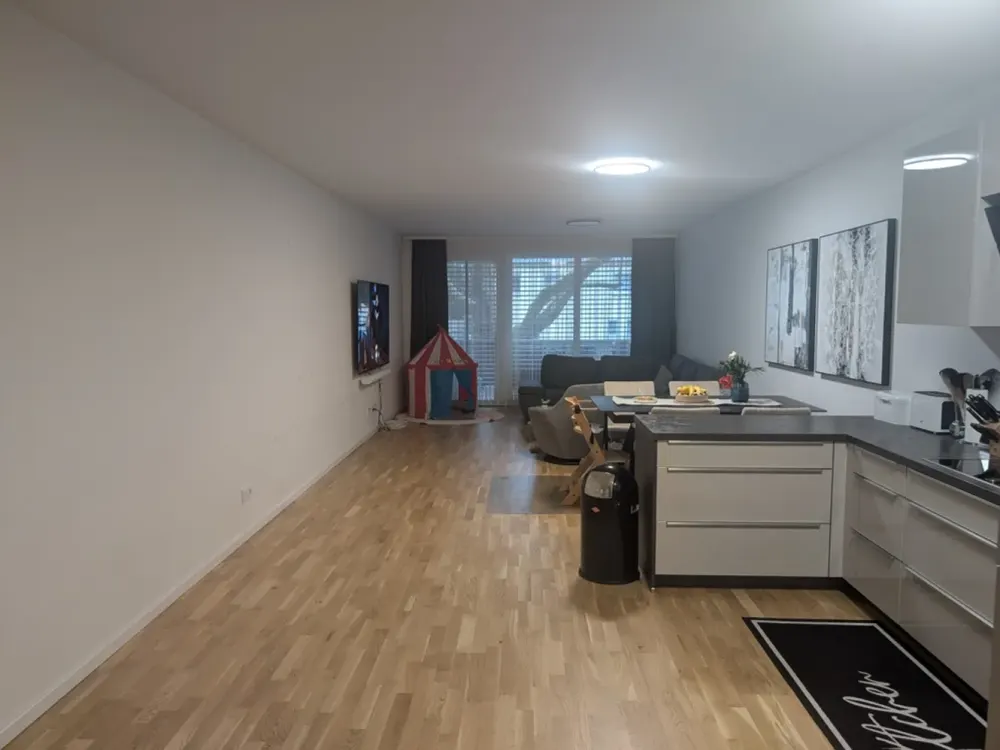 Moderne 3-Zimmer-Wohnung mit Loggia