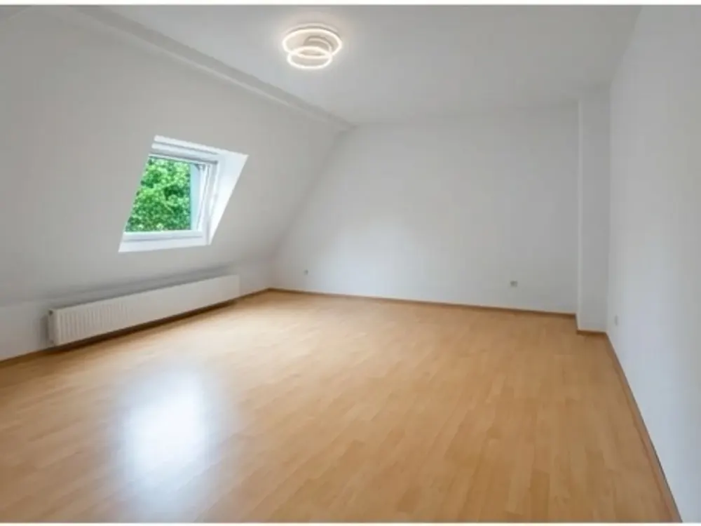 Großzügige 3-Zimmer-Wohnung in Dortmund, Schüchtermannstraße.
