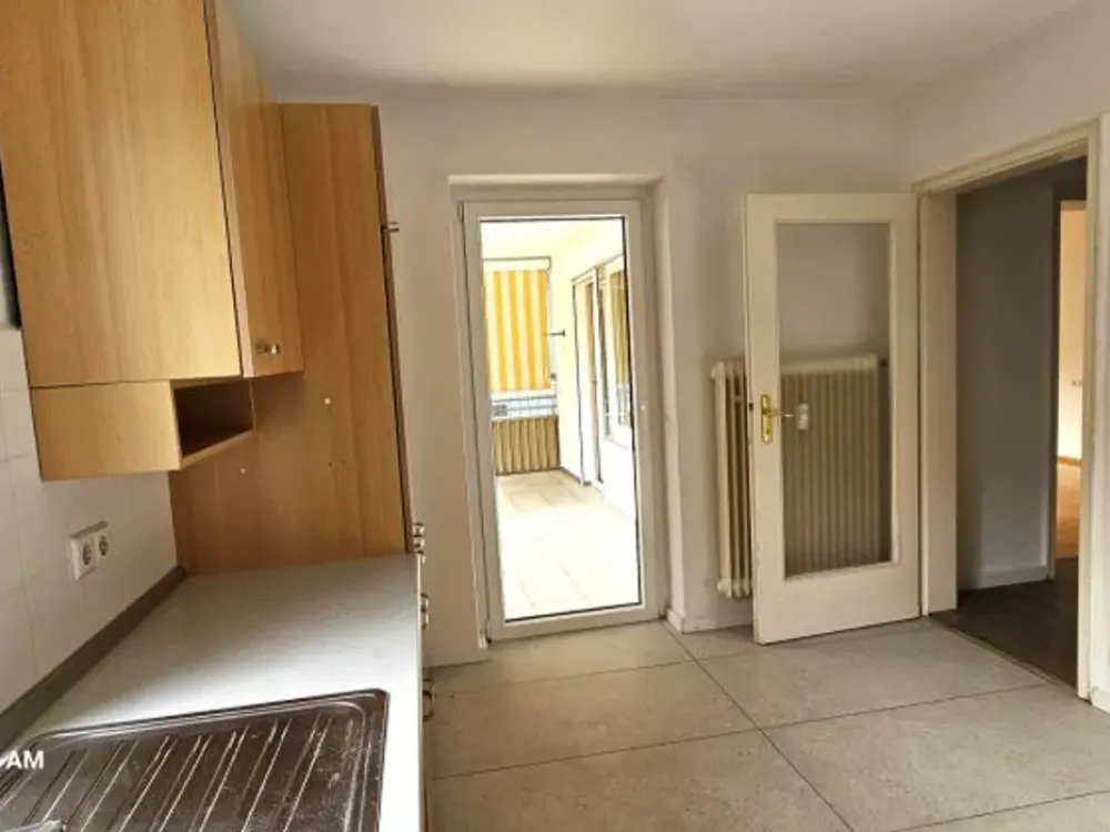 Große 3-Zi-Whg. mit Aufzug, Wohnküche + Balkon im Zentrum von Tettnang