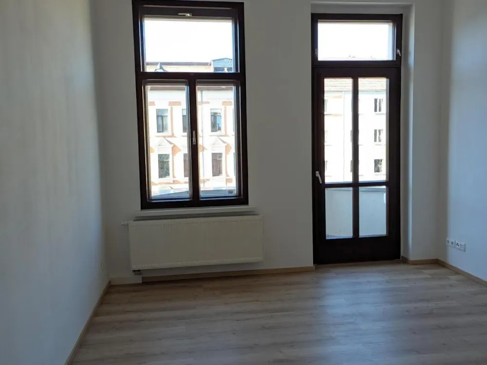 Erstbezug nach Sanierung I großzügige 4-Raum-Wohnung mit Einbauküche in der Südvorstadt
