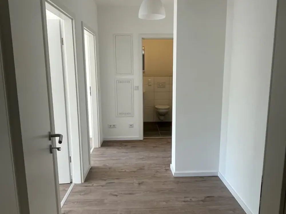 2 Zimmerwohnung vollmöbliert mit Einbauküche zu vermieten