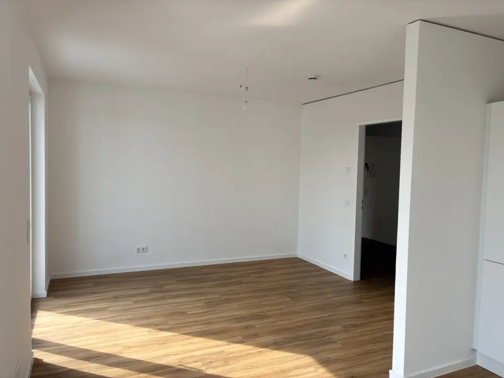 Erstbezug // Neubau // Praktische 3-Zimmer-Wohnung mit Balkon und EBK