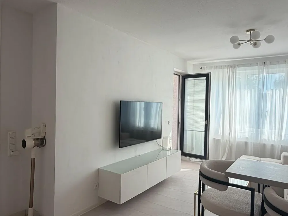 Stilvoll möblierte 1,5-Zimmer-Wohnung, hochwertige Ausstattung