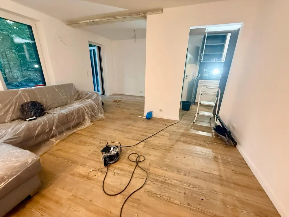 Teilmöblierte 3,5 Zimmerwohnung (Erstbezug)