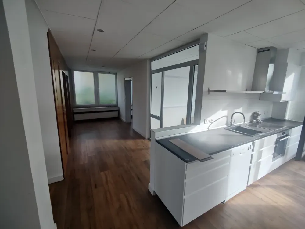 Loftartig 4,5-Zimmer-Wohnung in Stuttgart-Süd