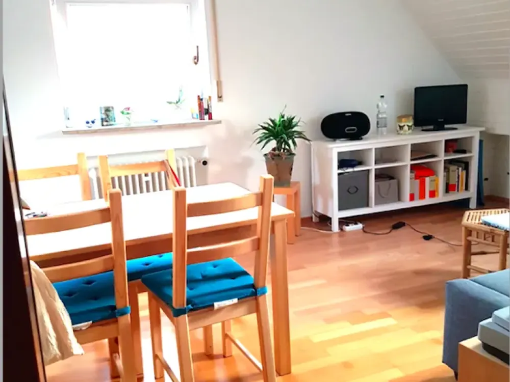 Möbilierte Singlewohnung an der U6