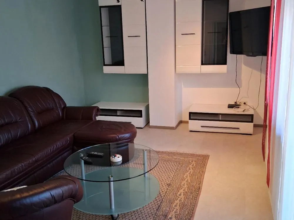 Furnished 3-Room Apartment with Balcony for Rent