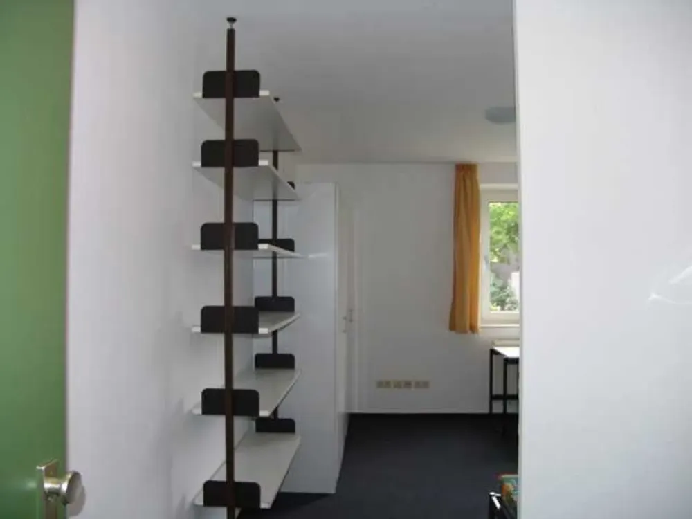 Ruhige, helle Appartements / 4 km bis Mensa II / 7 km zum Schloss / 3 km bis BAB