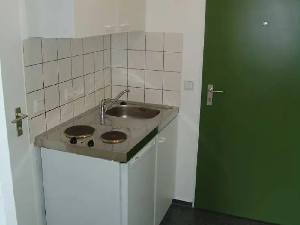 Ruhige, helle Appartements / 4 km bis Mensa II / 7 km zum Schloss / 3 km bis BAB