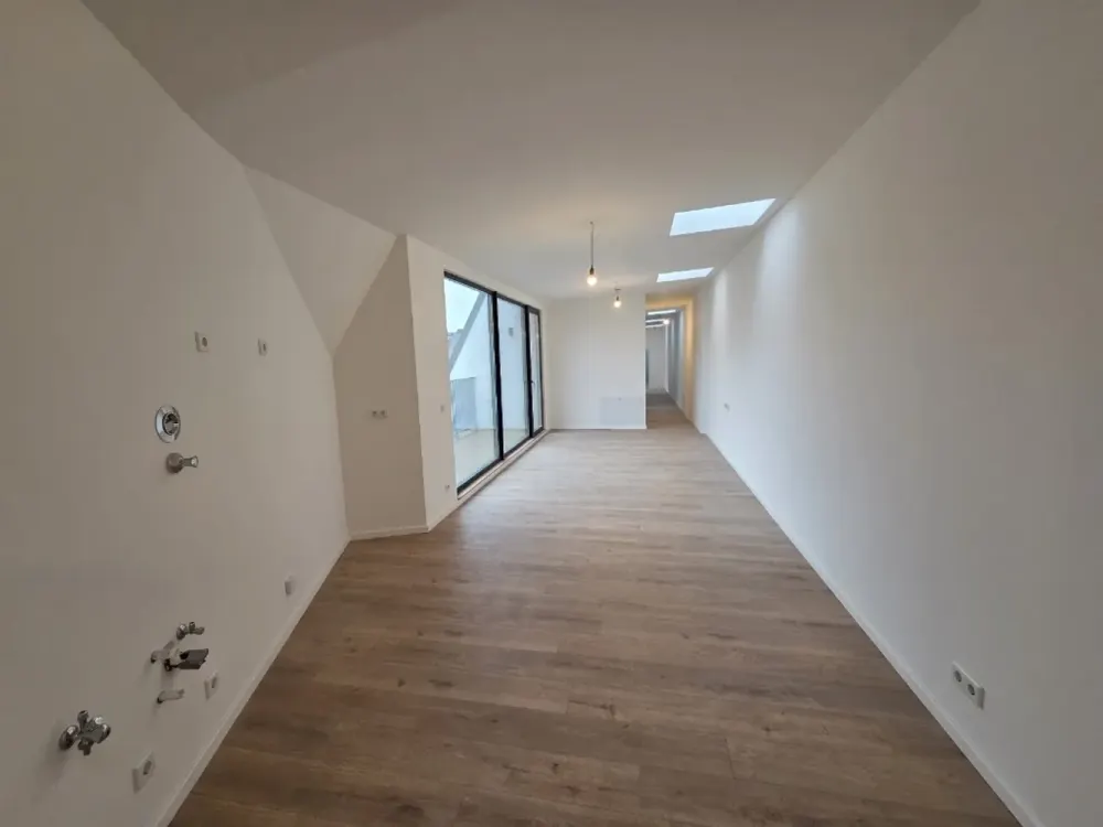 Neubau-Dachgeschosswohnung in Berlin, exklusive 4-Zimmer-Wohnung mit 2 Balkonen