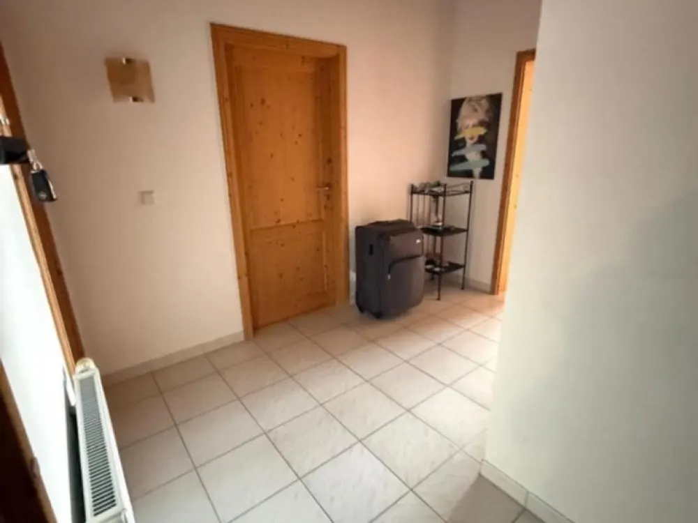 1 WG. Zimmer 15qm In einer Dreier WG