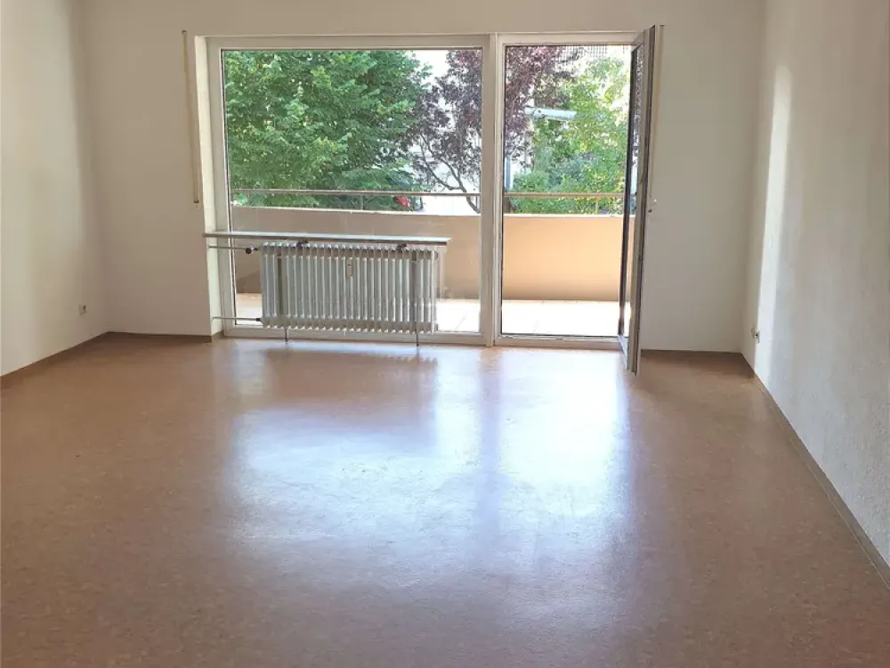 3-Room Ground Floor Apartment for Single or Couple